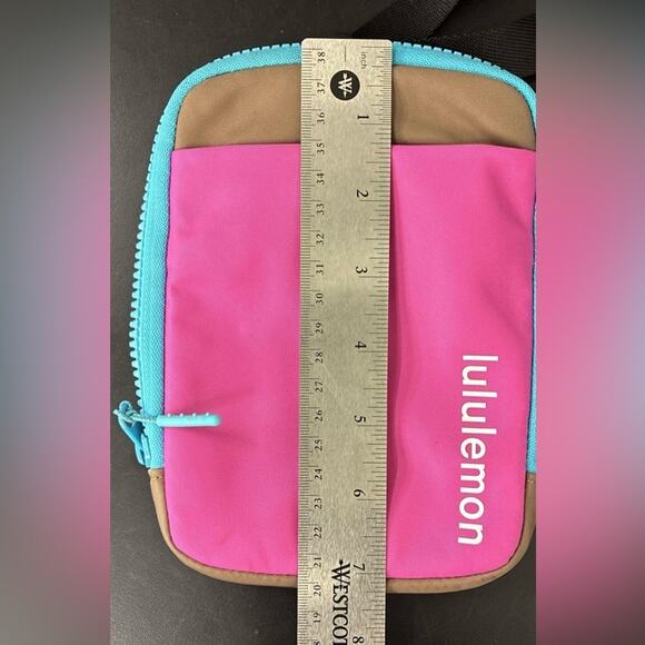 Lululemon Pink and Blue Bag - Picture 5 of 6